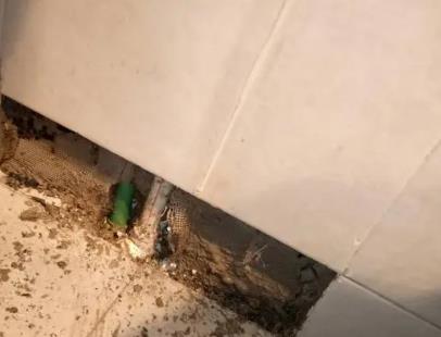 邱县楼顶漏水维修公司分享下修复水管漏水的几种小方法